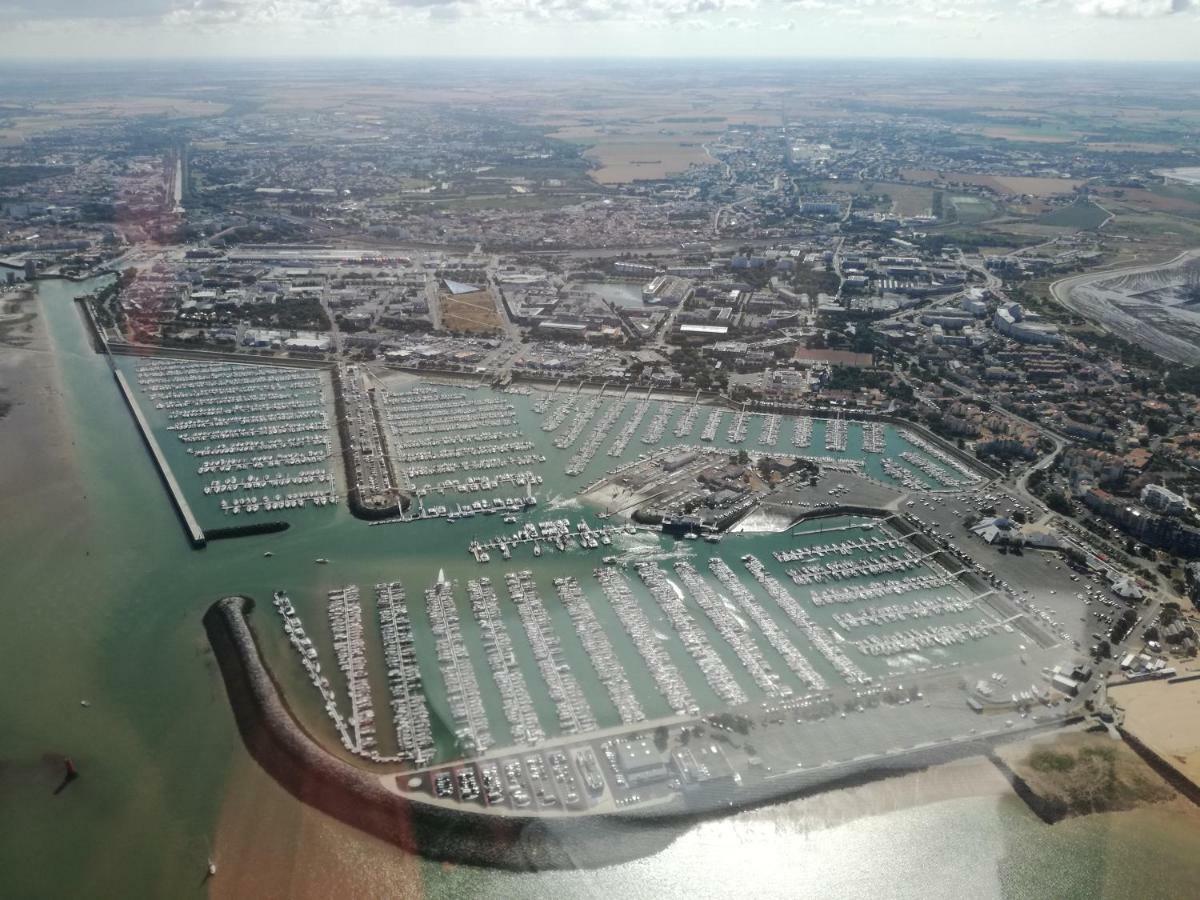 Hotel La Rochelle sur L'eau Extérieur photo